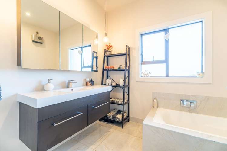 284 Pages Road Gleniti_25