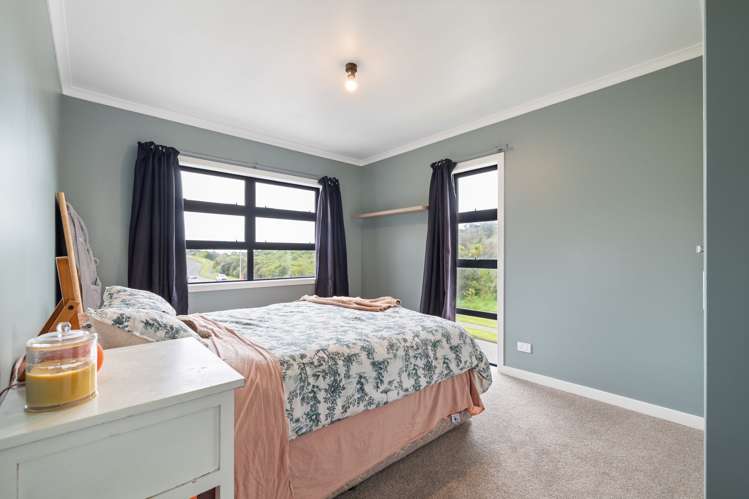 107 Cashmere Drive Fitzherbert_24