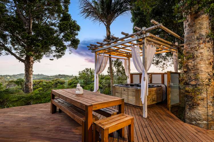 56 Hollywood Avenue Titirangi_15