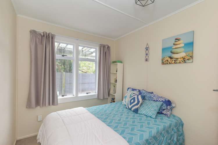 15 Rangitane Street Himatangi Beach_8