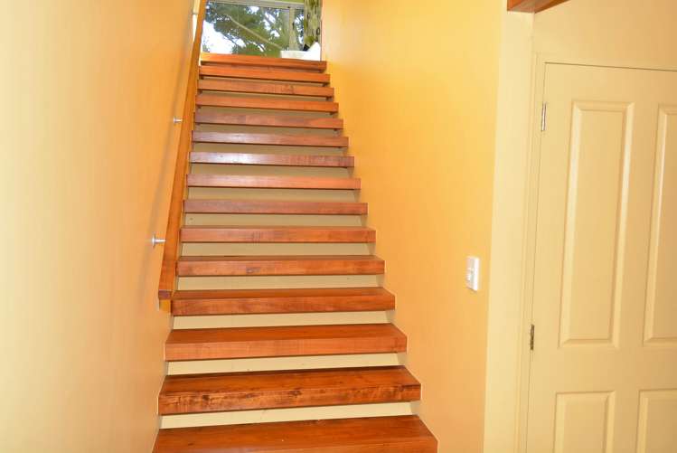 33 Rakiura Parade Otatara_12