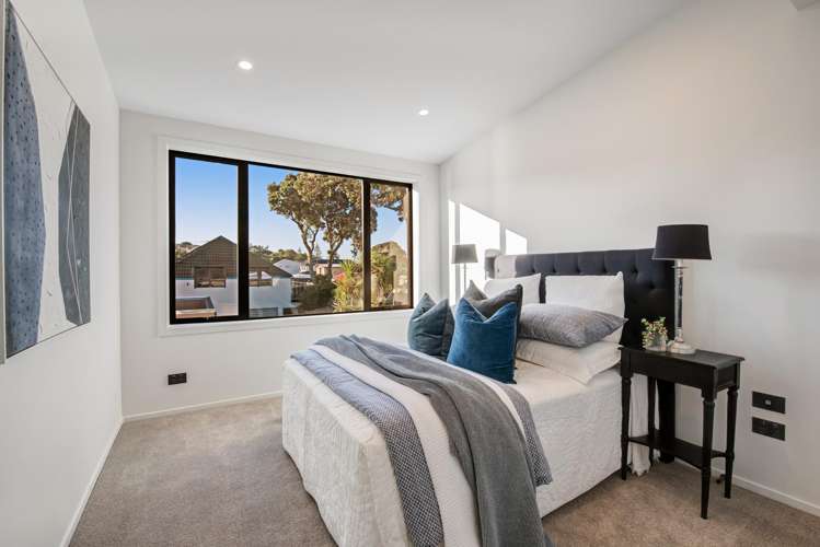 18b The Esplanade Eastern Beach_21