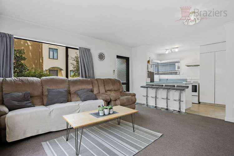 1 & 2/36 Mathesons Road Linwood_17