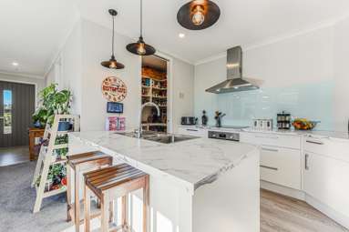3 Fairmile Road_4