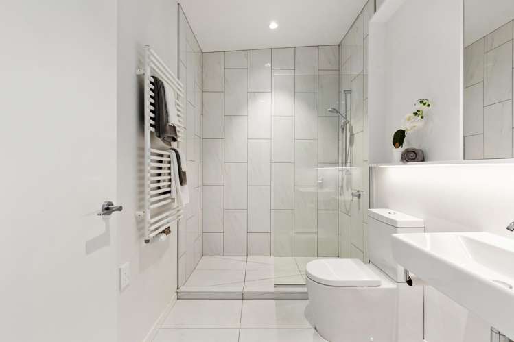 15 Jean Caldwell Way Island Bay_3