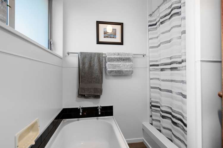 1/9 Larkhill Place Russley_10