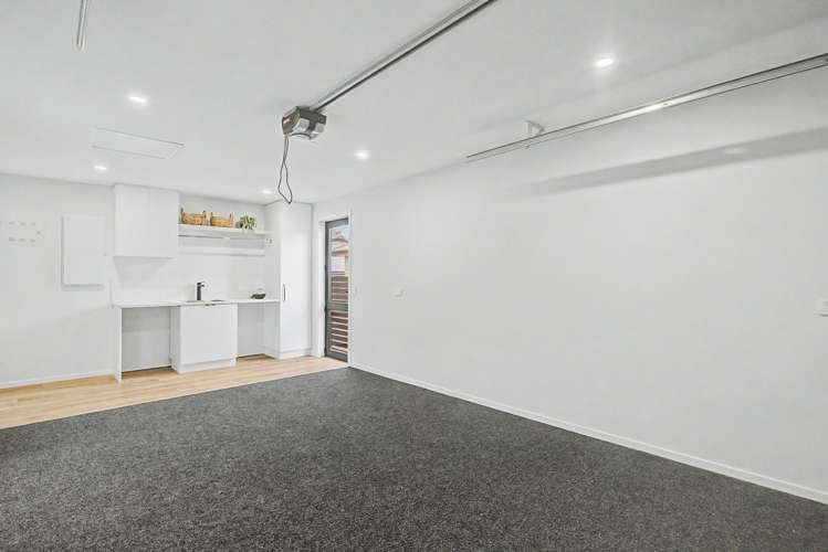 156 Kew Road Kew_21