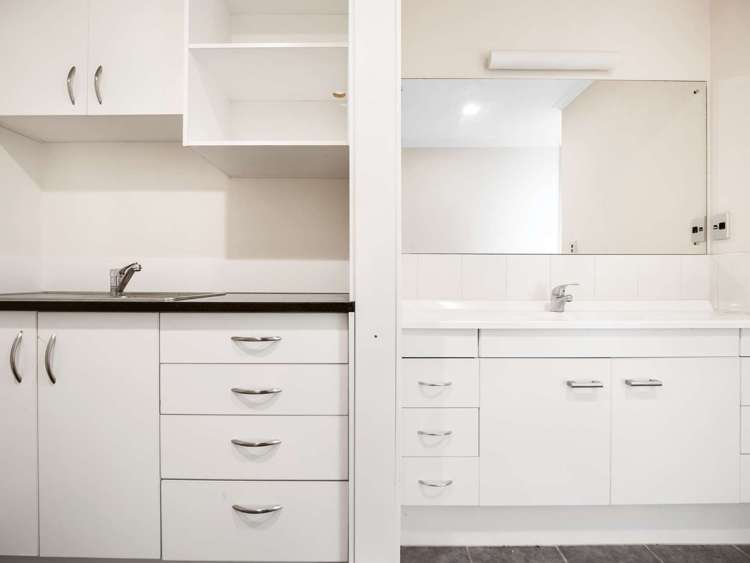 71b Thomas Crescent Western Heights_24