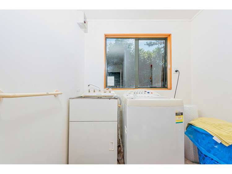 1/96 Edmonton Road Henderson_13