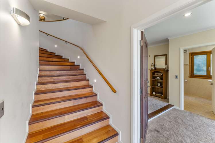 22 Hillplough Heights Richmond_13