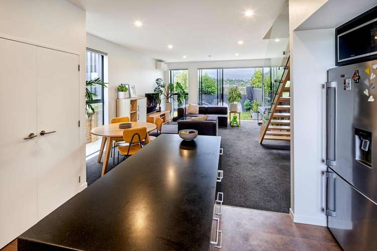 8/38 Bankot Crescent Ngaio_1