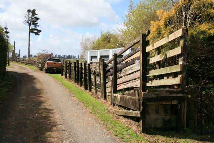 385 Wortley Road Lepperton_17