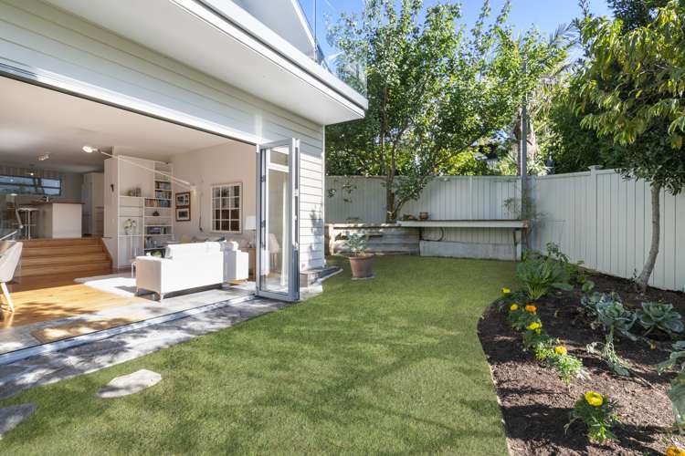 42 Harley Close Hauraki_5