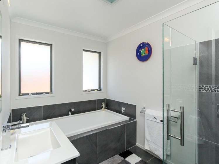 2 Marlin Terrace Bell Block_25