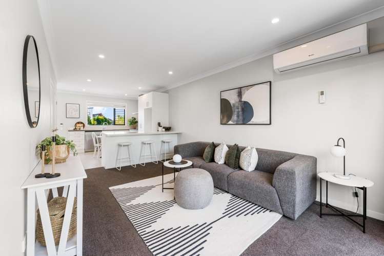 65 Glidepath Road Hobsonville_9