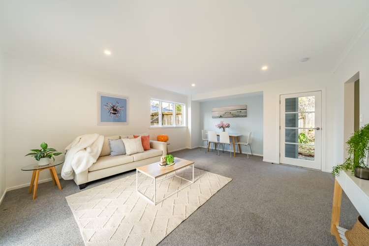 22 Miromiro Road Normandale_7