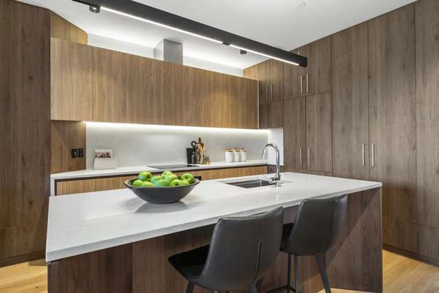 8/423-427 Beach Road Mairangi Bay_4