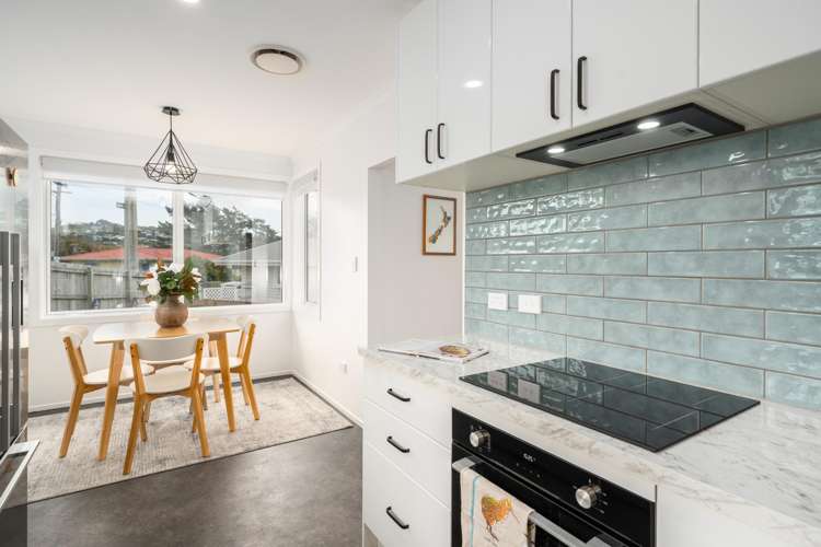 48 Mark Avenue Paparangi_5