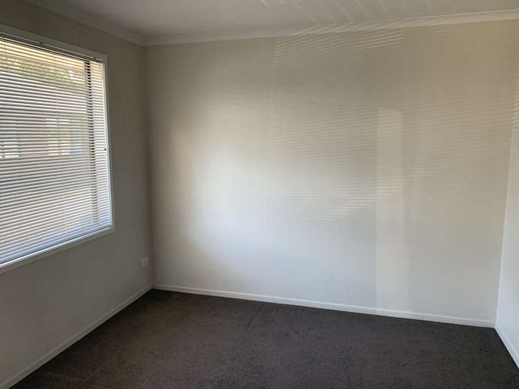 1/240 Old Farm Road Hillcrest_6