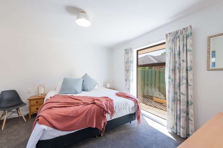 14 Pettit Place The Wood_17