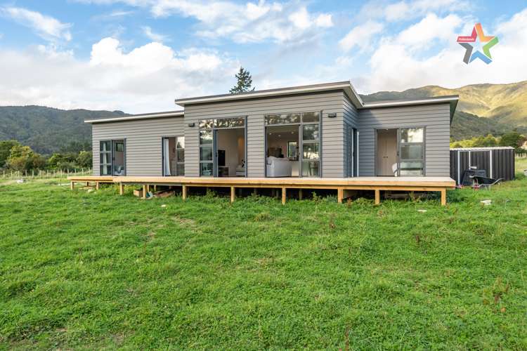 9 Turksma Lane Kaitoke_18