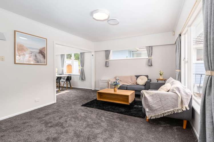 127 Parkvale Road Karori_2