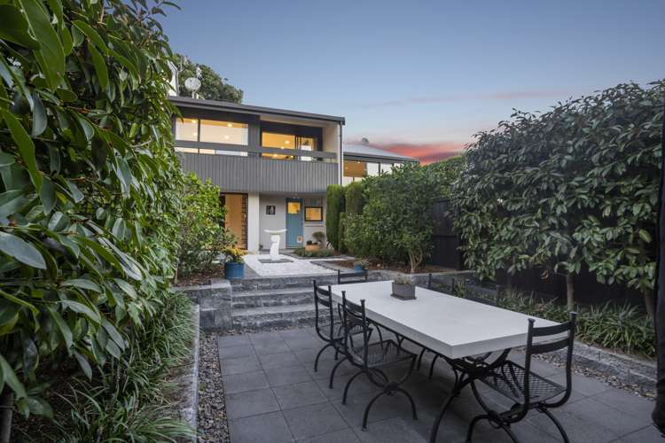 2/2 Tiwai Road Royal Oak_16