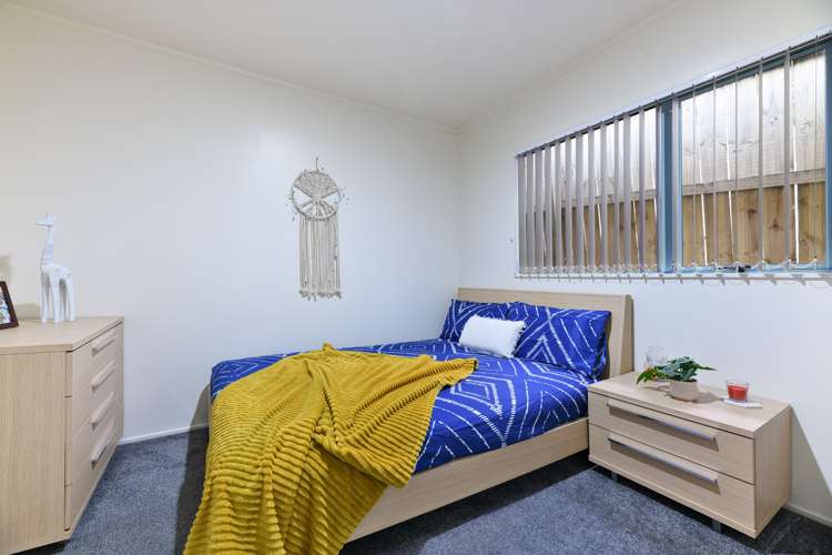 2/8 Adriatic Avenue Henderson_11