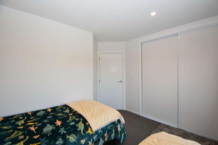 37 Ashmore Park Road Carterton_15