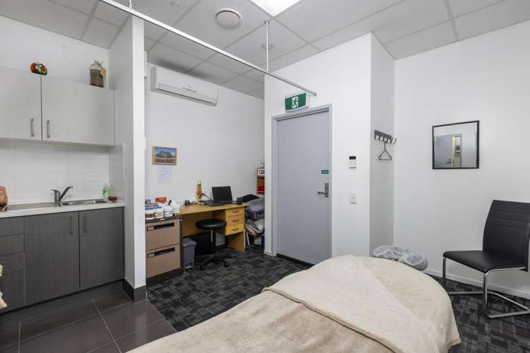 2B/16 Florence Avenue Orewa_14