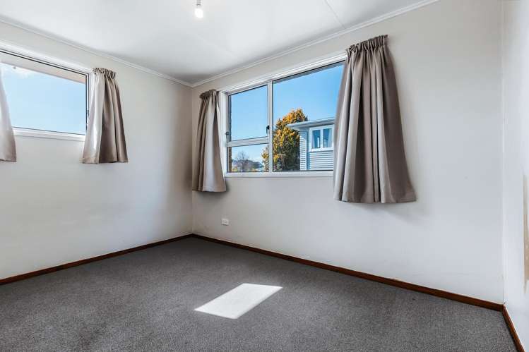 52 Terence Street Tauhara_13