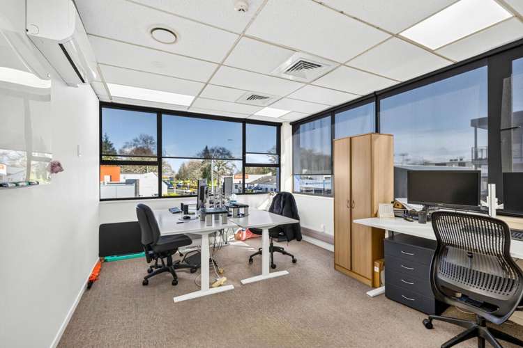 11 Vialou Street Hamilton City Central_8