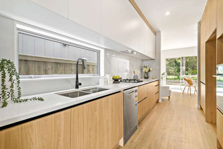 21 Yellow Pear Lane Karaka_7