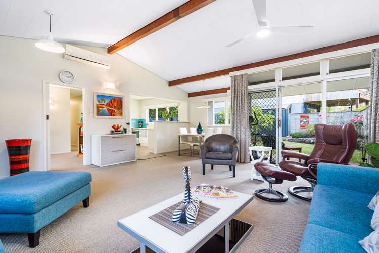 21 Fairway Drive Kamo_8