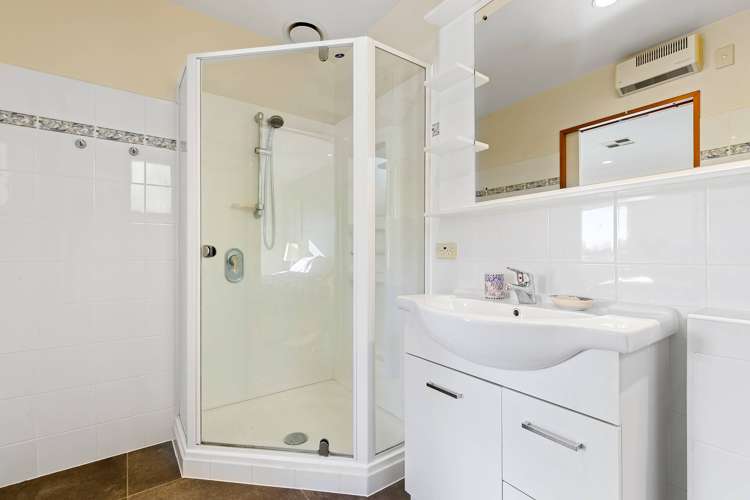 8 Lady Polson Lane Cashmere_13