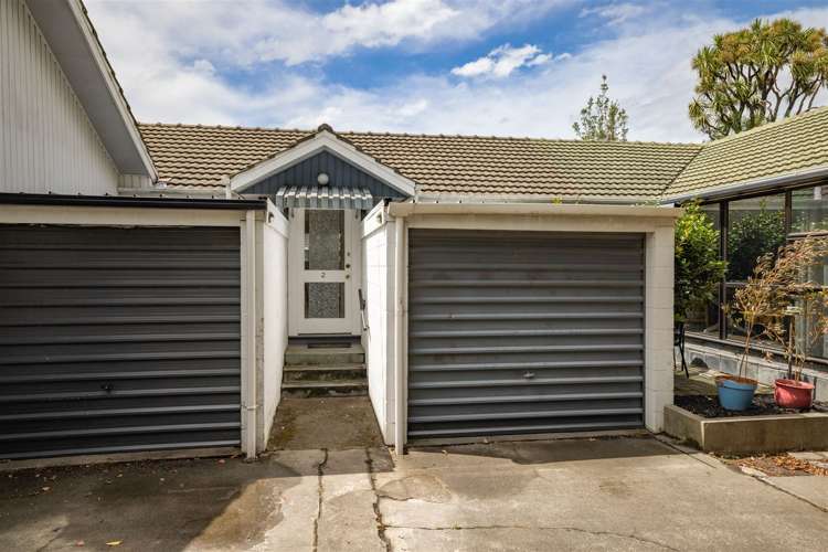2/42 Office Road Merivale_14