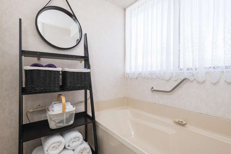 378 Nelson Road Riverdale_17