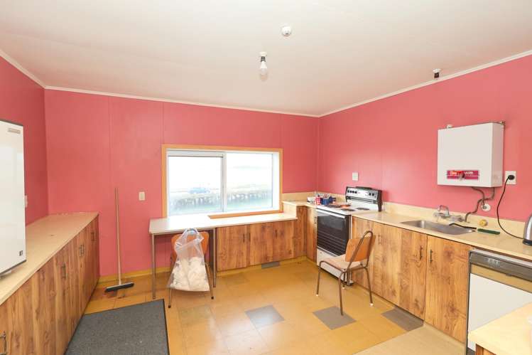 4 Foreshore Road Bluff_31