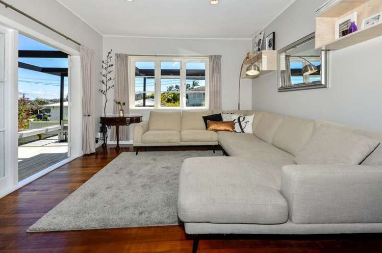 2/1 Varlene Terrace Forrest Hill_5