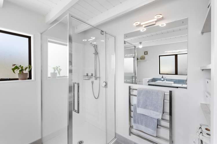 16b Bay Street Red Beach_16