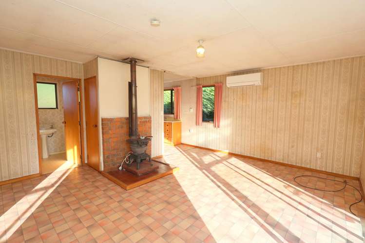 296 Flora Road East Makarewa_7