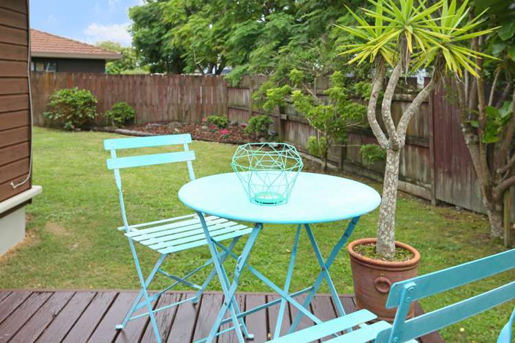 2/5 Septimus Place Henderson_9