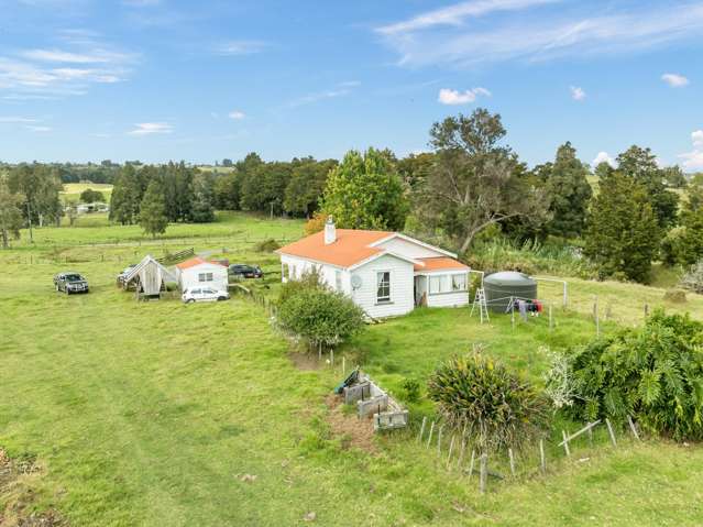 49 James Mckenzie Way Okaihau_1