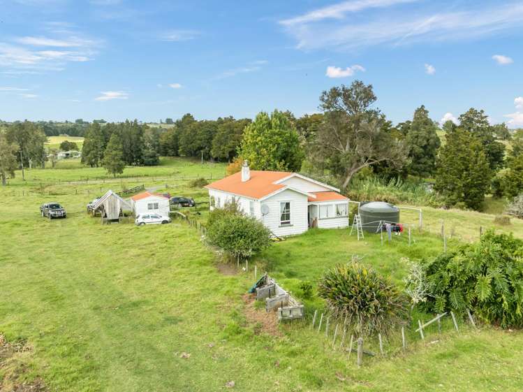 49 James Mckenzie Way Okaihau_1