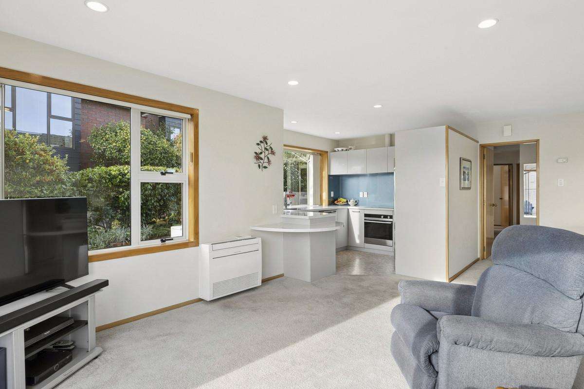 A/9 Glenfinnan Place_2
