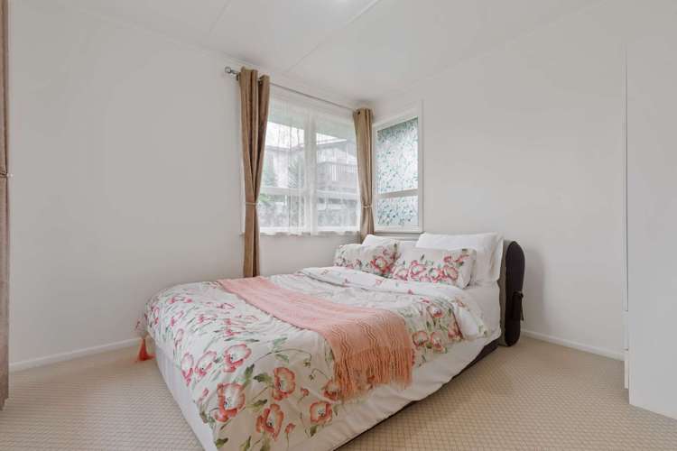 21 Elliott Crescent Owhata_11