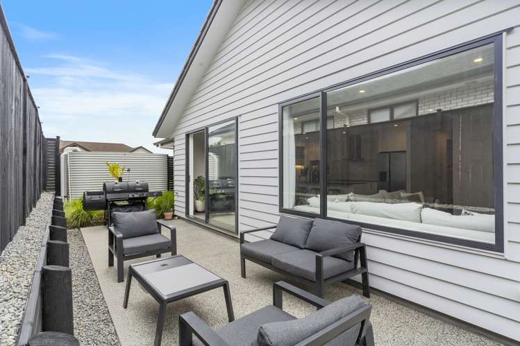 98 John Fair Drive Wainui_12