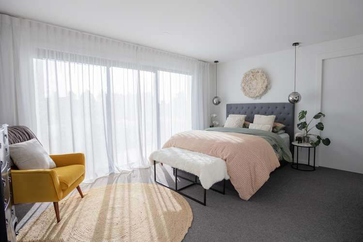 19 Longwood Drive Winton_11