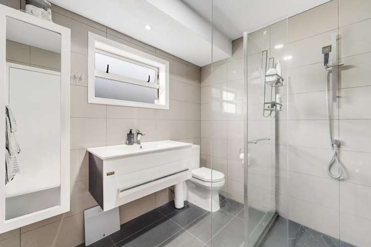 1/24 Parkhill Road Mellons Bay_13