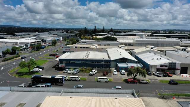 Functional industrial with expansion potential